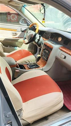 Kia Opirus